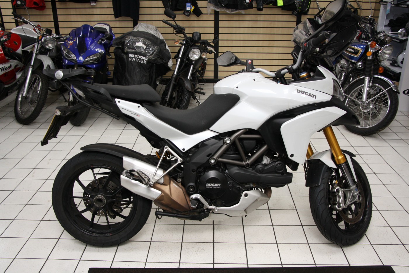 DUCATI MULTISTRADA 1200 1200 S TOURING – WX11LJV – £1500