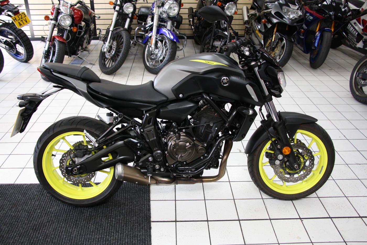 YAMAHA MT-07 700 ABS HYPER NAKED EURO 4 WU18WHC -£4895